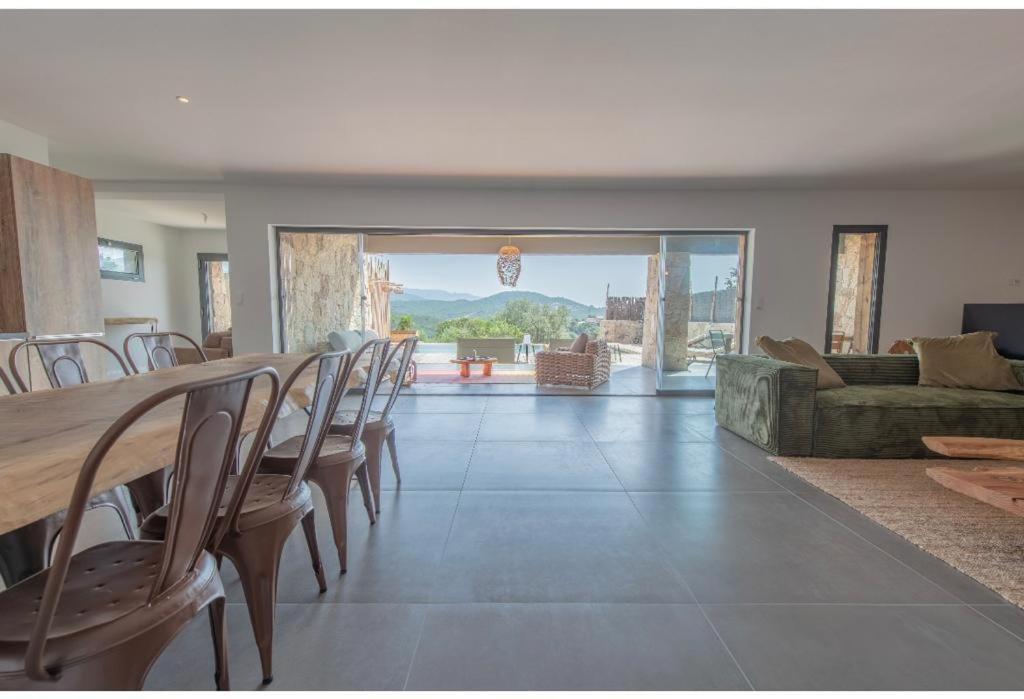 Nouveaute! Magnifique Villa A 2 Minutes Des Plus Belles Plages De La Rive Sud Porticcio  Bagian luar foto